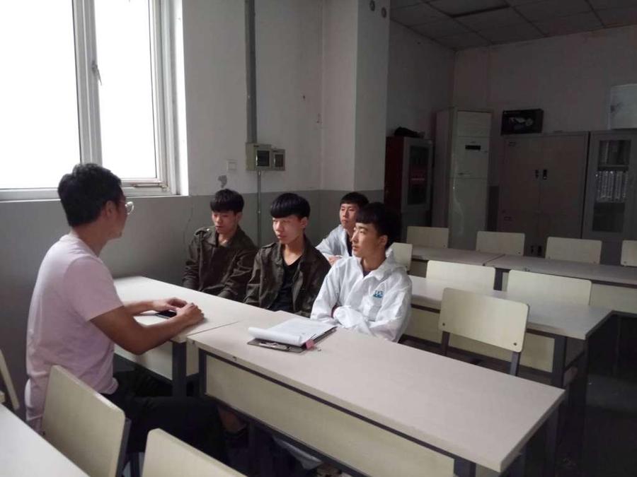C:\Users\sgx771018\Desktop\微信图片_20180527183100.jpg